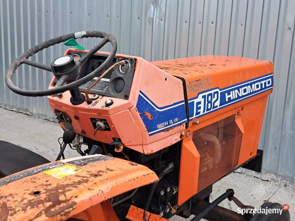 Traktorek traktor HINOMOTO E182S 18 24 Małuszyn