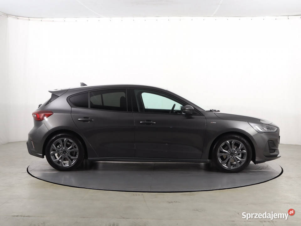 Ford Focus 10 EcoBoost sprzedam