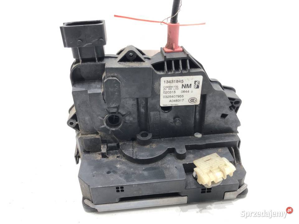 ZAMEK DRZWI PRAWY TYŁ OPEL CORSA E Hatchback