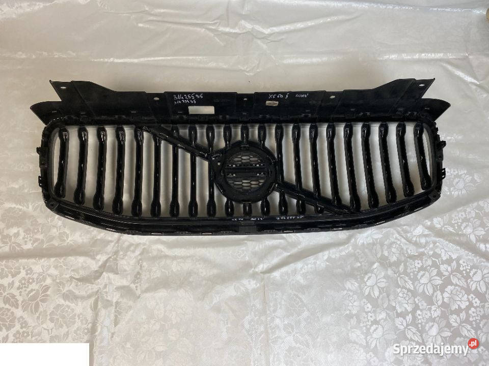 Volvo XC60 2017 atrapa grill 31425535 Karoseria Kozubszczyzna
