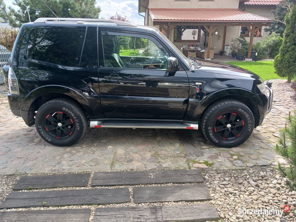 Sprzedam Mitsubishi Pajero IV 32 dieselAuto z Tulce
