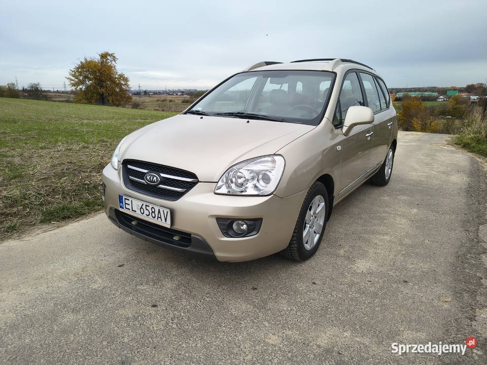 KIA Carens 20 CRDI Salon Polska Ostrowiec Świętokrzyski