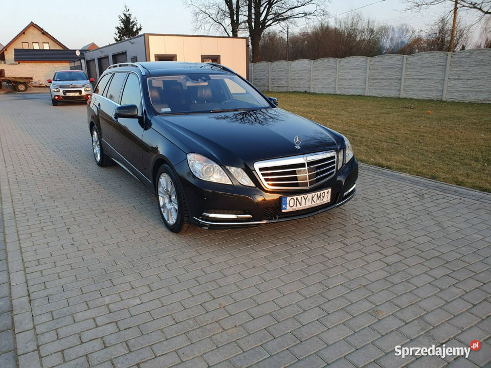Mercedes E 350 30cdi V6 265 4Matic 2012r centralny zamek Mercedes-Benz Strobice sprzedam