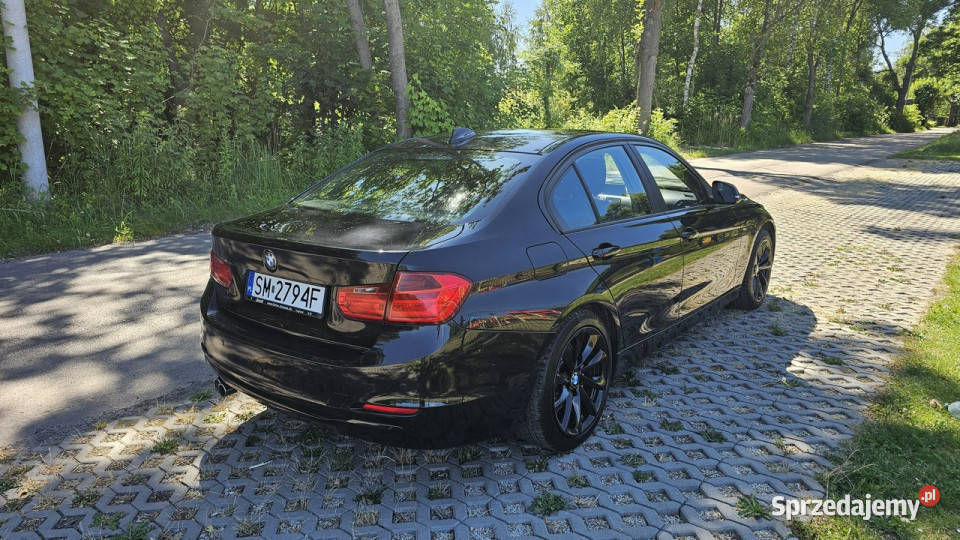 BMW 330 BMW 330D xDrive ładny stan 4x4 sedan F30 czujnik parkowania Samochody osobowe Chełm Śląski