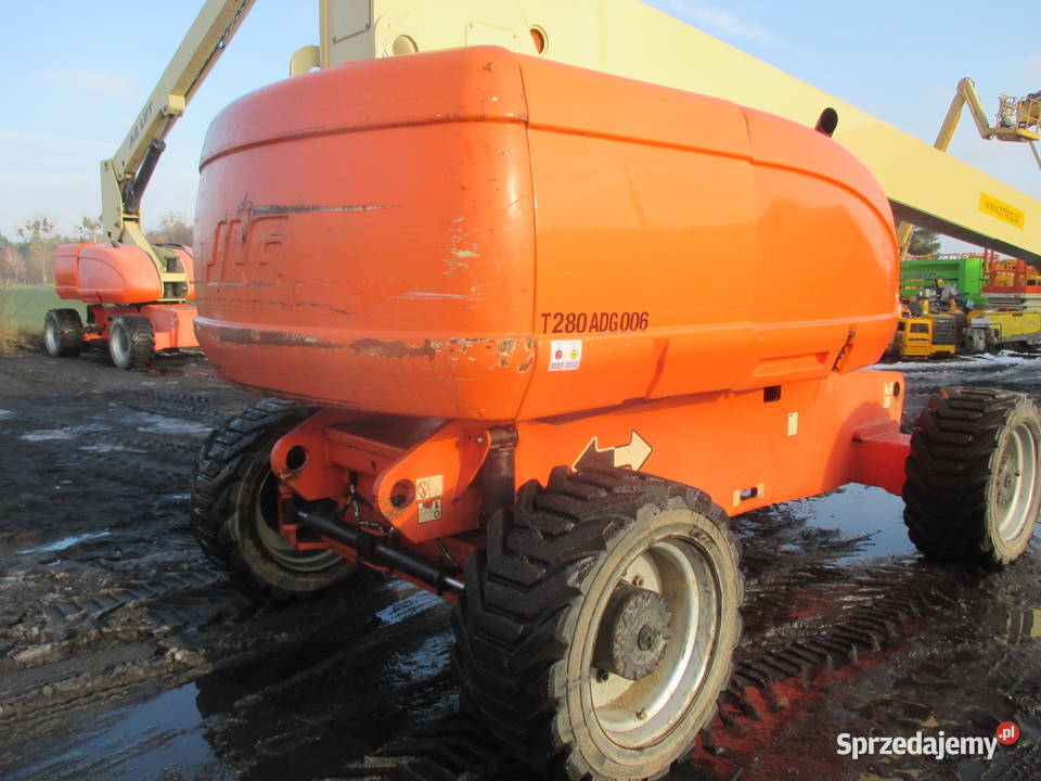 Podnośnik koszowy teleskopowy 28 m JLG 860SJ 4x4 Pleszew