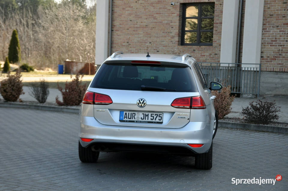 Volkswagen Golf 20TDI150LoungeDuża