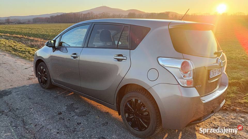 Toyota Verso 16 D4D 150 przebieg