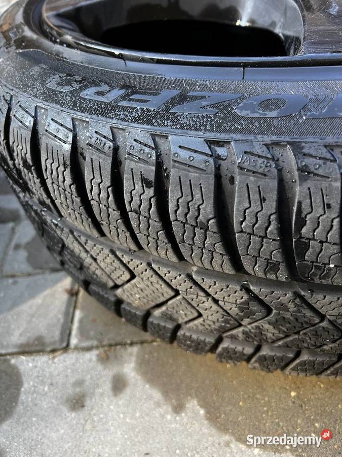 Opony zimowe Pirelli z felgami Ronal CLA 45 amg Warszawa sprzedam