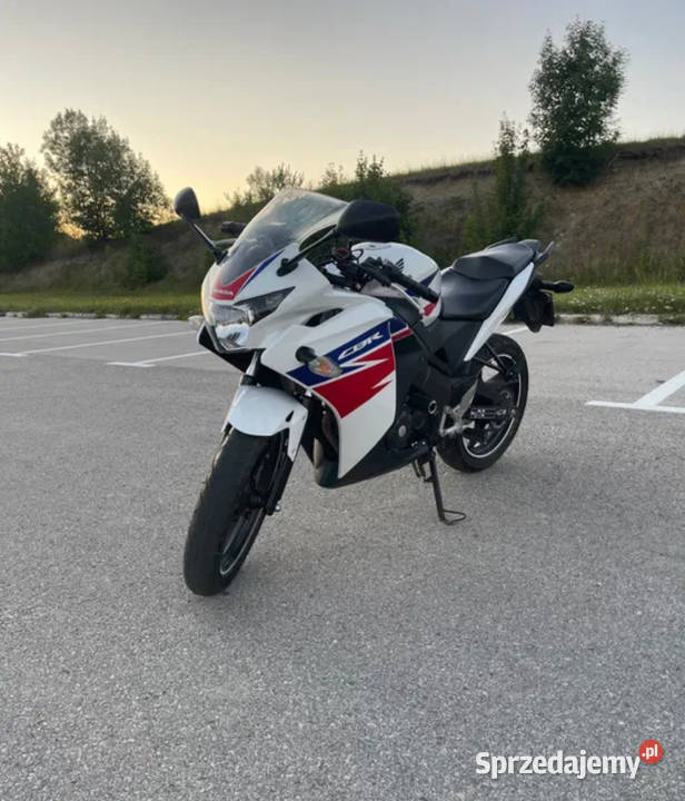 Honda CBR 125 JC50 z polskiego salonu Honda Busko-Zdrój
