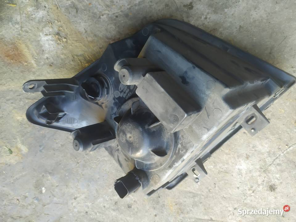 LAMPA LEWA PRAWA PRZEDNIA TRANSIT CONNECT 05r Rok produkcji 2005 Kielce
