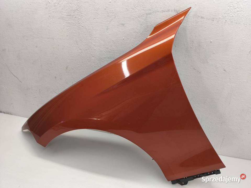 BŁOTNIK PRAWY PRZÓD BMW F20 F21 B44 VALENCIA