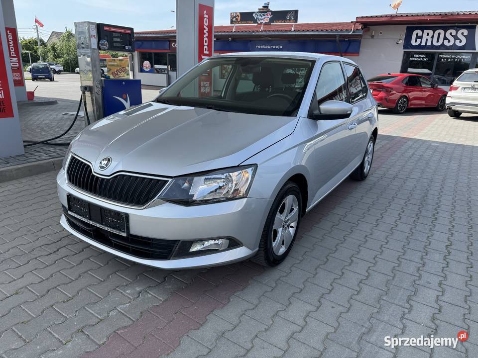 Skoda Fabia 12 TSI światła przeciwmgielne Rzeszów sprzedam