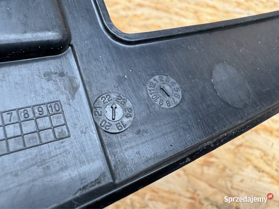 Wzmocnienie górne ślizg zderzaka przód Mercedes