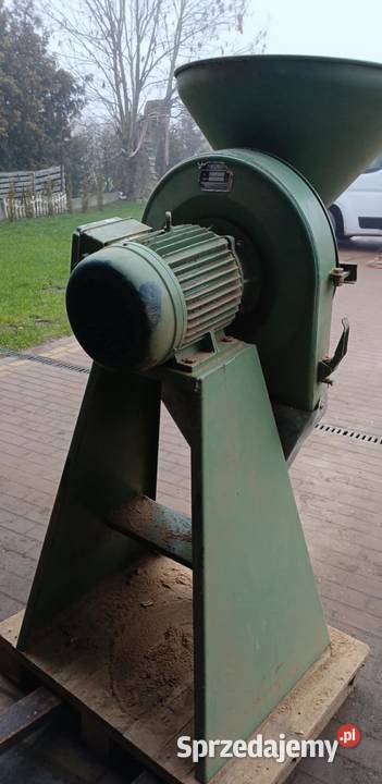 Śrutownik do zboża niemiecki bijakowy nie Bąk Glinnik sprzedam