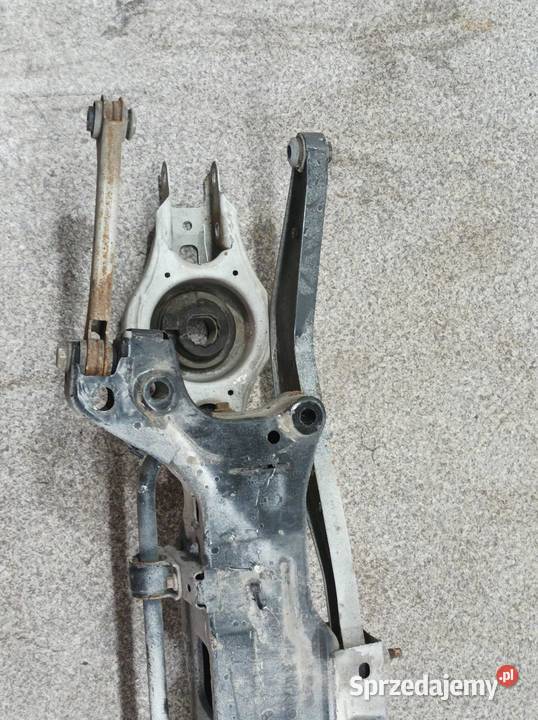 SANKI ZAWIESZENIA TYŁ WAHACZ Opel Insignia II