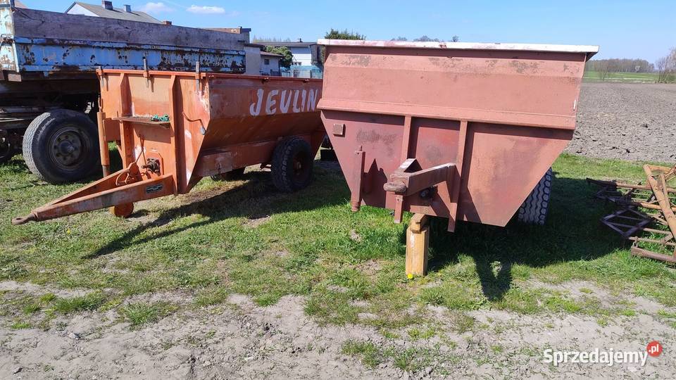 Przyczepa Rolnicza Samowyładowcza Przeładowcza Z Przyczepy rolnicze sprzedam