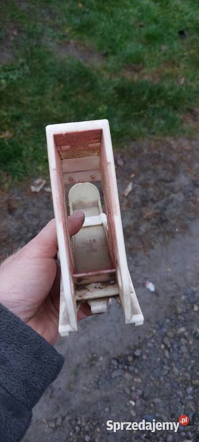 Obudowa aparatu wysiewajacego Amazone D7 Bzowiec
