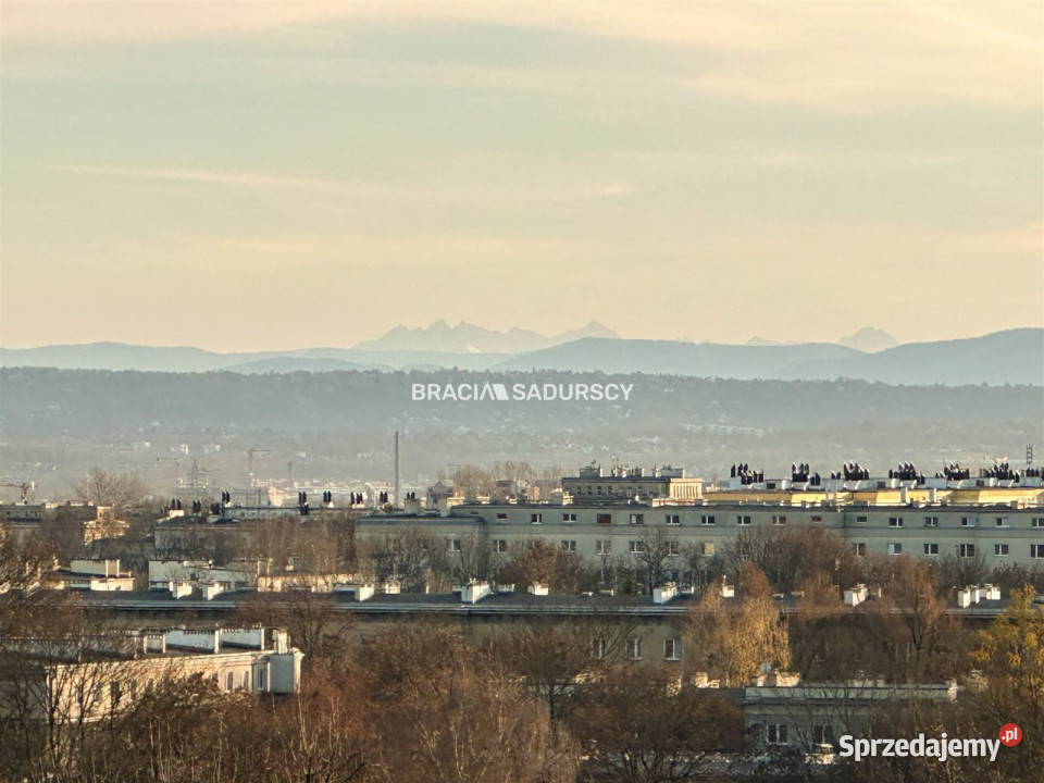 sprzedaży mieszkania 437m2 3 pokoje Kraków os Rok budowy 1970