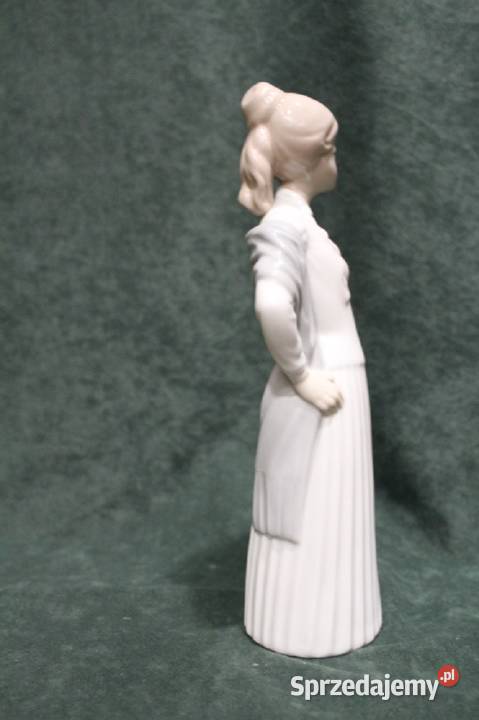 Casades figurka stojąca kobieta porcelana FiaF Szczecin