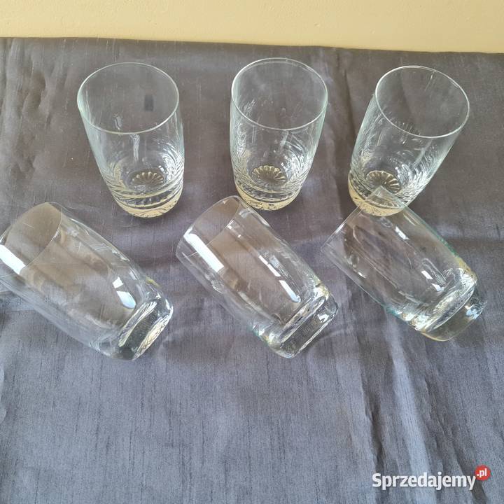 Szklanki beczułki Okres PRLu