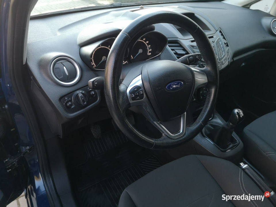 Ford Fiesta 15 TDCI 75 Klimatyzacja Parktronic ESP Strzegom