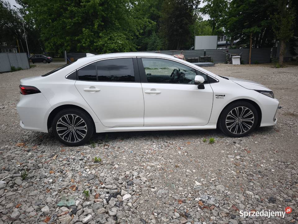 Toyota Corolla Sedan 2021 Comfort Style E21 18 hybryda Warszawa