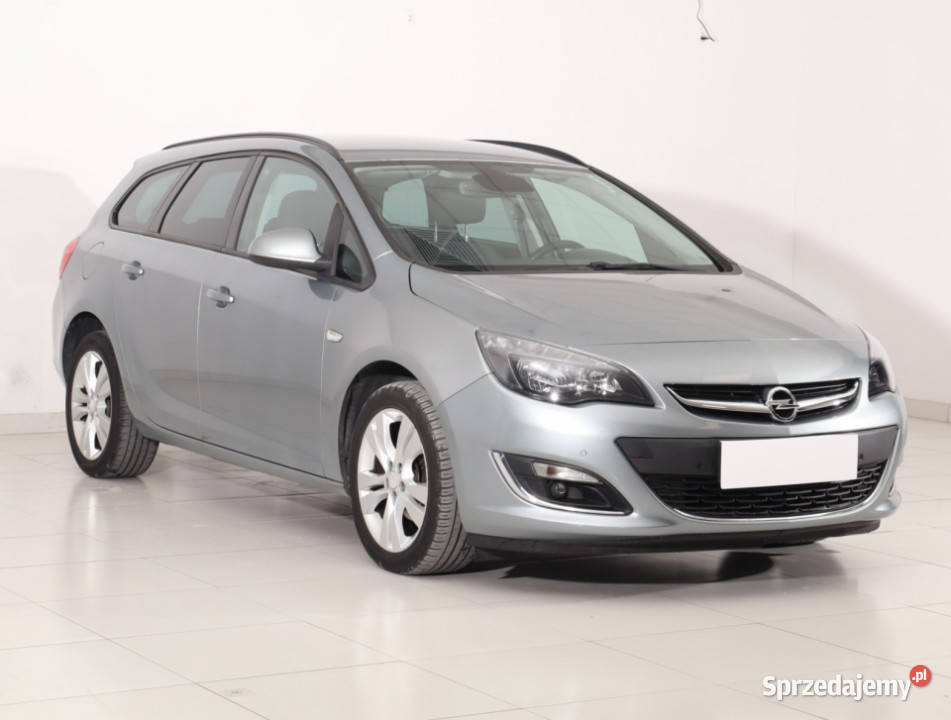 Opel Astra 14 T światła przeciwmgielne sprzedam