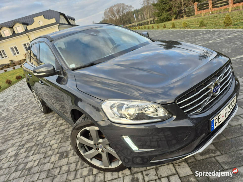 Volvo XC 60 lift skóra grzane fotele nawigacja ABS Drelów sprzedam