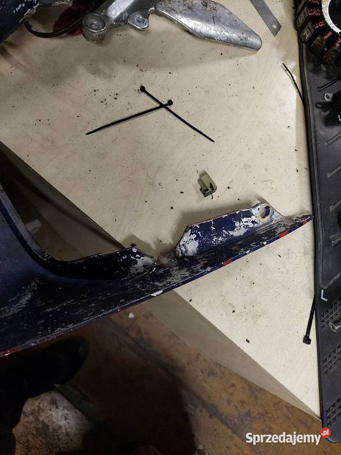 Yamaha XJ 550 ogon zadupek plastik tył tylny Jelenia Góra