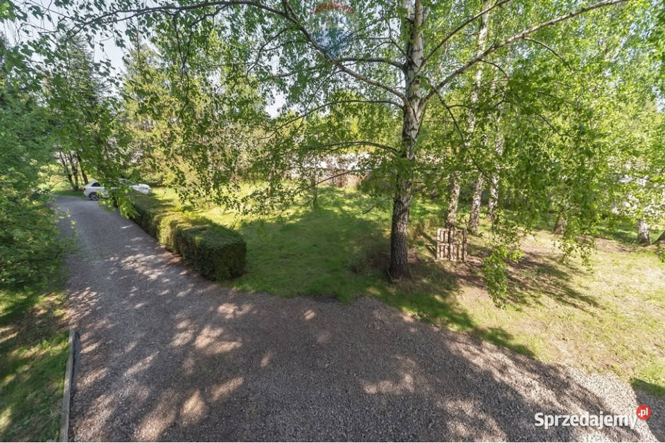 Dom biuro z dużym ogrodem w centrum Komorowic Sprzedaż Bielsko-Biała sprzedam