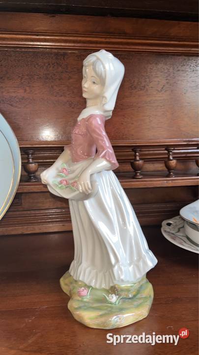 Figurki dziewczyny z różami Lladro Z manufaktury Gdańsk