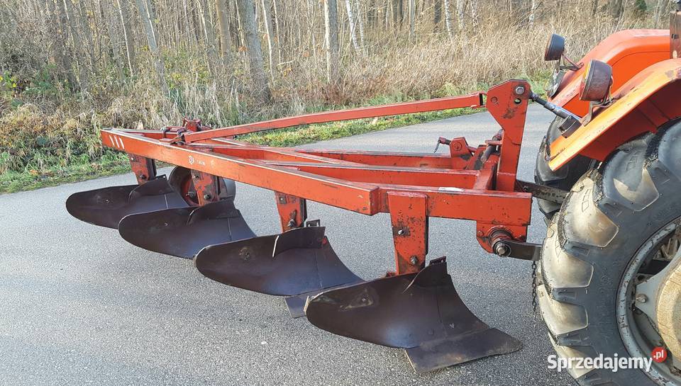 Pług 4skibowy AKPIL średni na wysokiej i Dąbrowa Tarnowska sprzedam