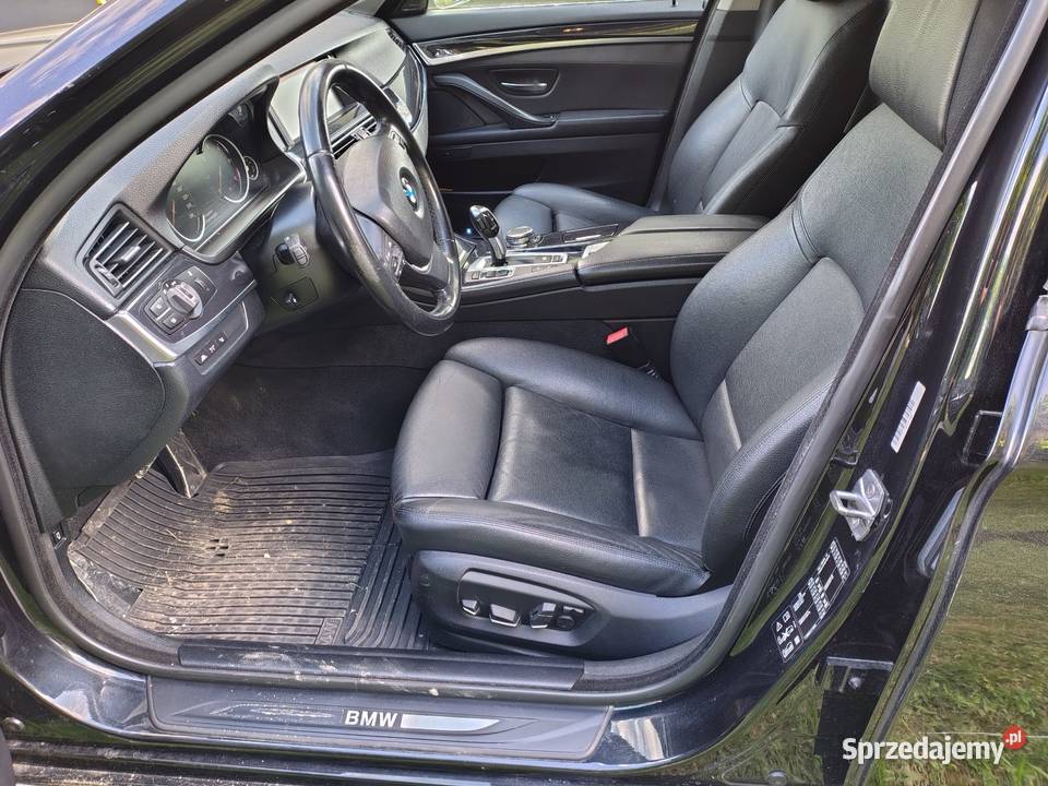 BMW 525 XDRIVE 218 2015r czarny Seria 5 Tuszyma