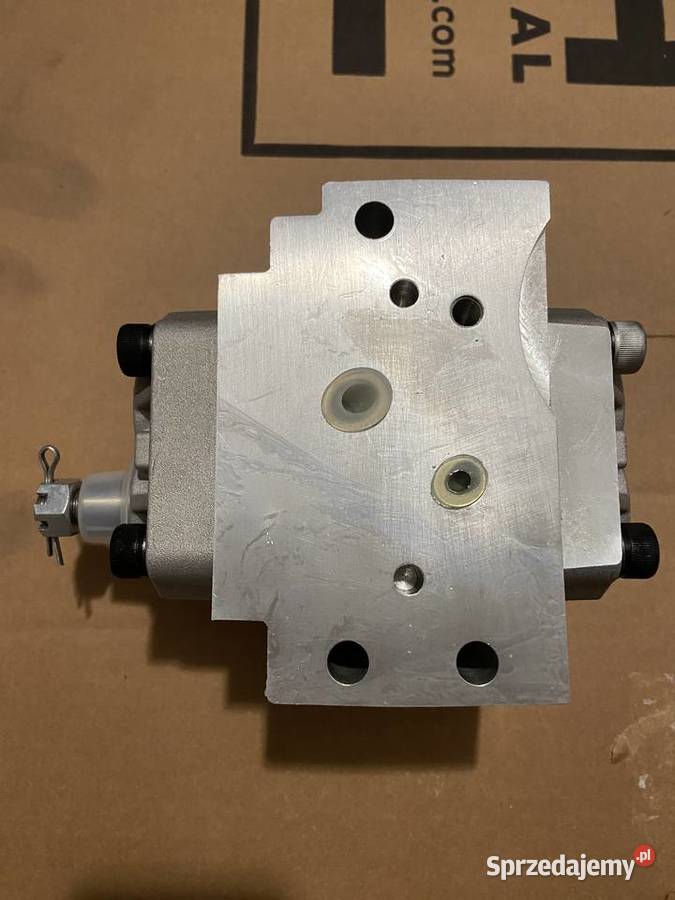 Pompa 3790722M1 hydrauliczna Massey Ferguson Białystok