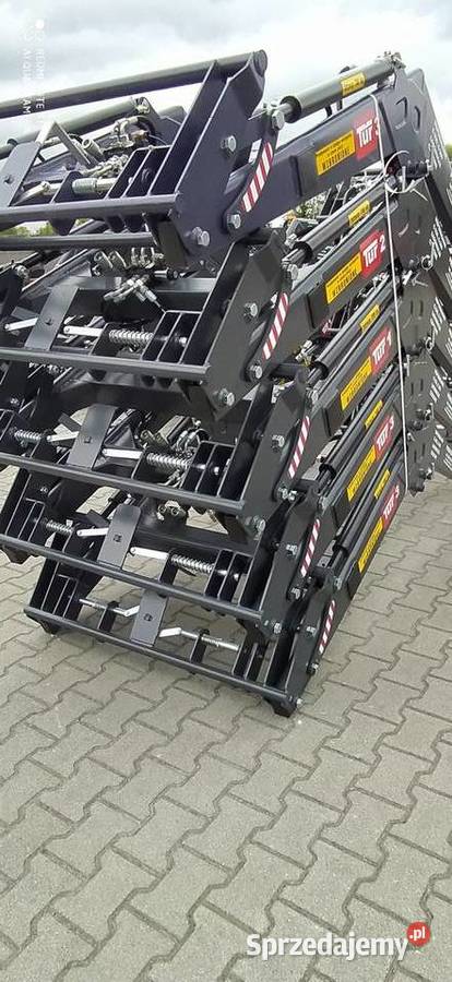 ŁADOWACZE CZOŁOWE AGROTUR C 360 nieuszkodzony Chocz sprzedam