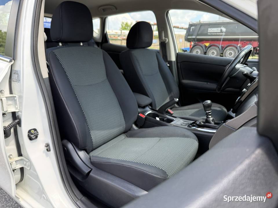 Nissan Pulsar 12 BENZYNA Klimatronik Nawigacja gniazdo USB Konin