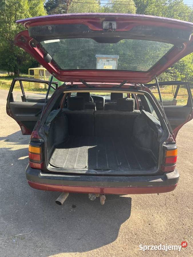 VW PASSAT B3 kombi Rok produkcji 1989 Jasło