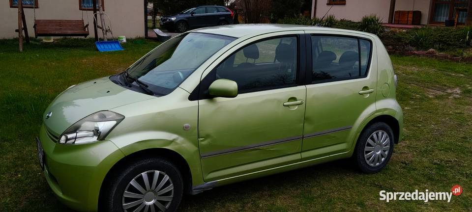 Daihatsu Sirion Narol