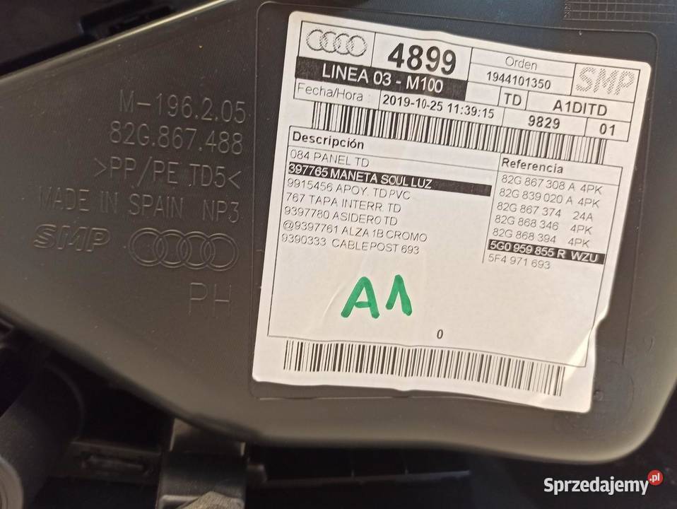 AUDI A1 82A BOCZEK DRZWI PRAWY TYŁ 82G867308A sprzedam