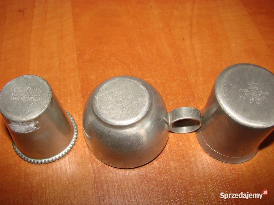 małe czynowe naczynia