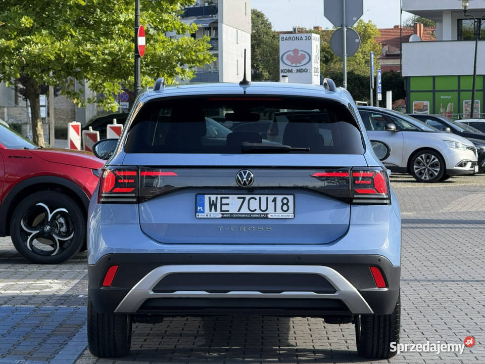 Volkswagen TCross 10 TSI 115 life dsg app conect komputer pokładowy