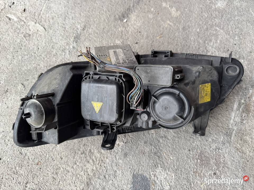 Przednie lampy ksenonowe do Opla Zafira A Rzuchów