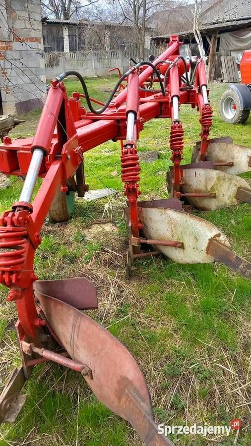 Sprzedam pług 4 skibowy na zabezpieczeniach Pługi Skierniewice sprzedam