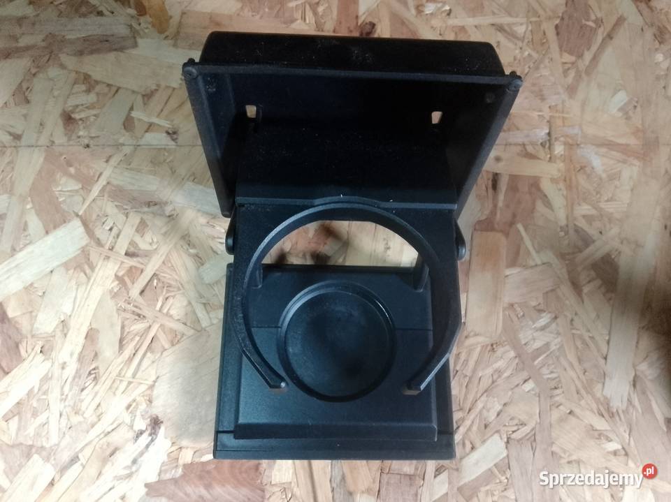 Tylni Cup VW Touran osobowe