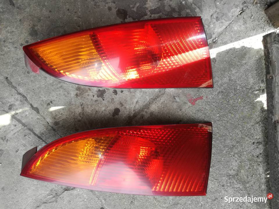 Focus 16 mk1 2004 hatchback lampa lampy swiatla Motkowice