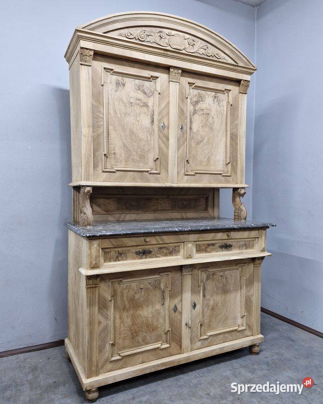 Orzechowy Kredens z Czeczotą i Marmurem Marki