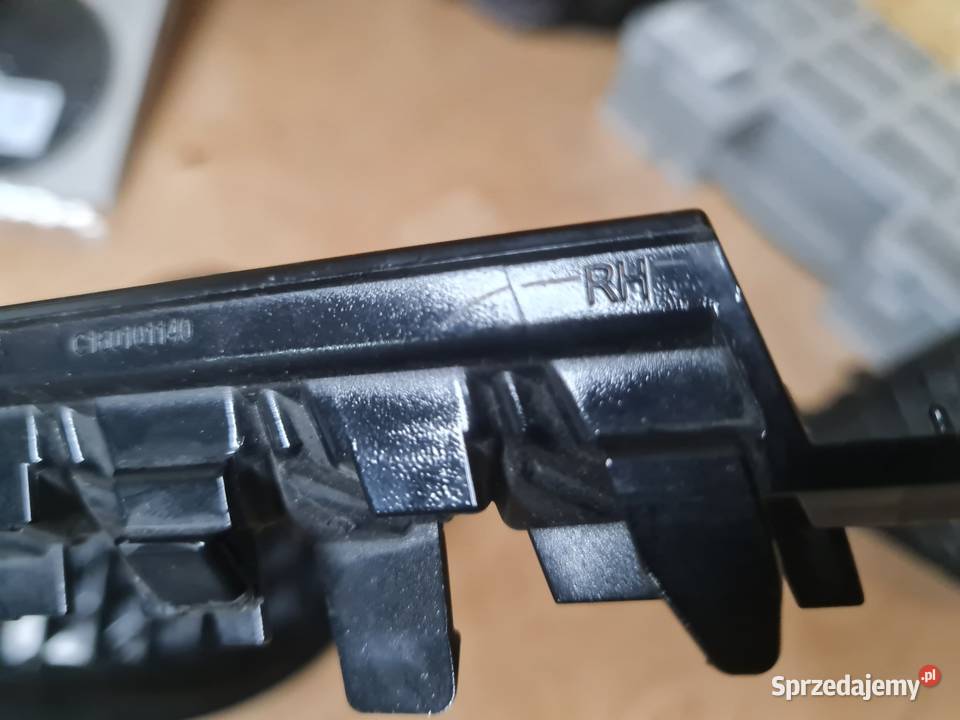 Subaru BRZ TS dokladki przedniego zderzaka osobowe Śrem sprzedam