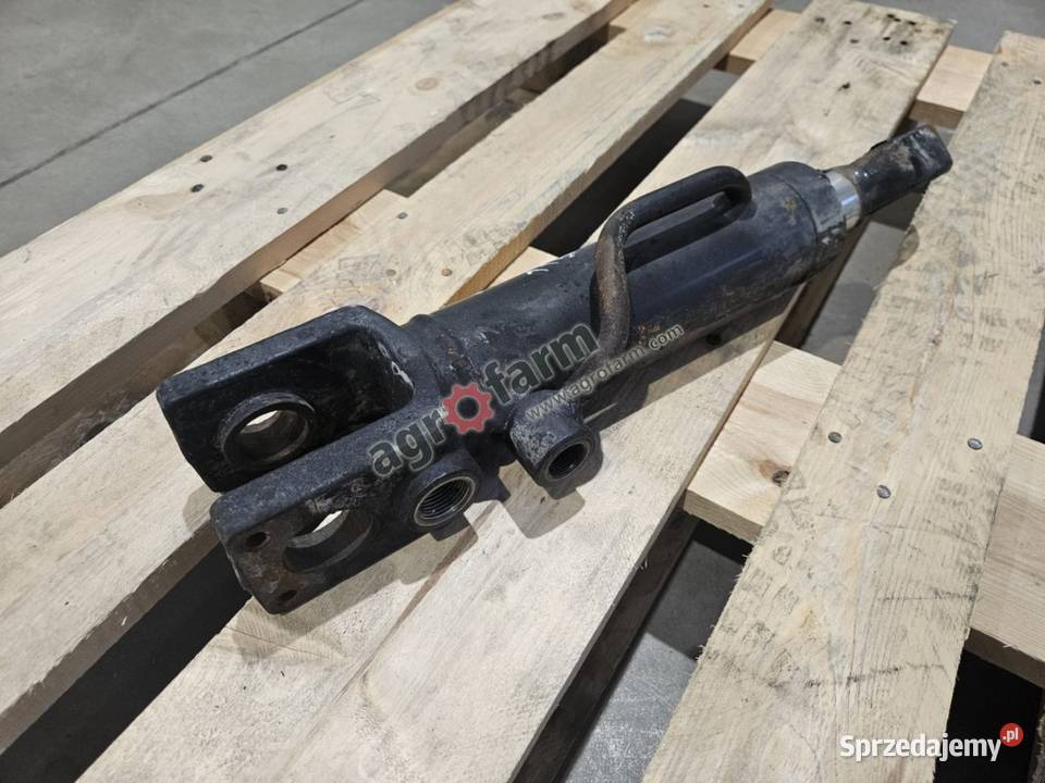 Siłownik przedniej osi Case Maxxum 115 120 125 Układ kierowniczy i oś przednia Byków sprzedam