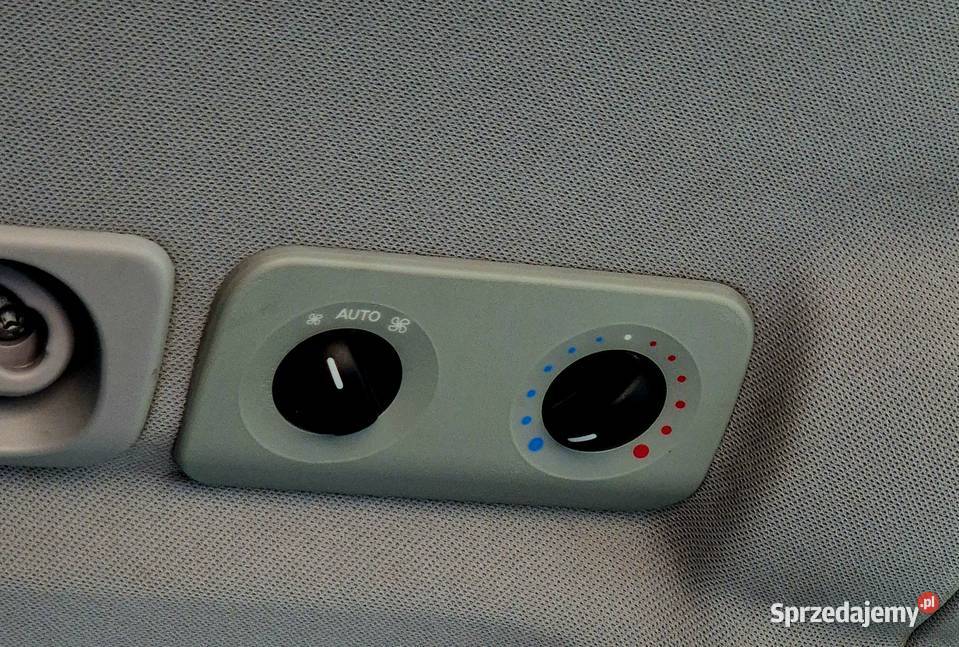 MercedesBenz Mercedes Viano 8 osób automatyczna Kołobrzeg