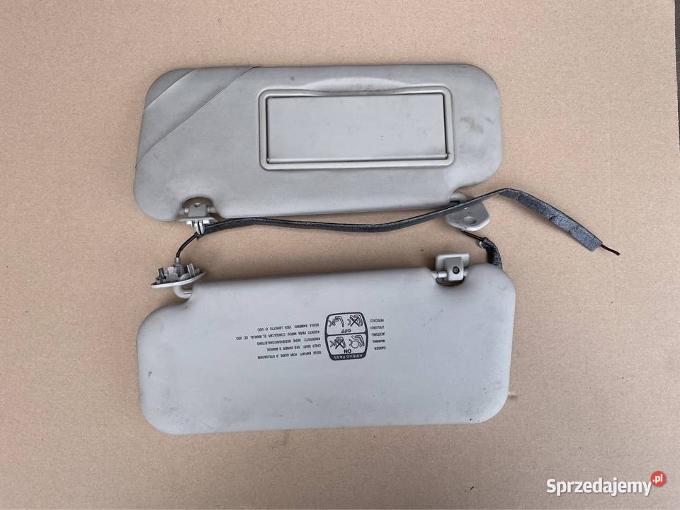 Słonecznik osłona przeciwsłoneczna peugeot 307 Rok produkcji 2005 Szczecin